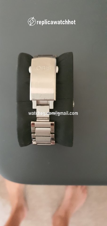 Oris Aquis Titanium Date Mens watch Unisex Automatic Titanium 01 733 7730 7153-07 8 24 15PEB 2