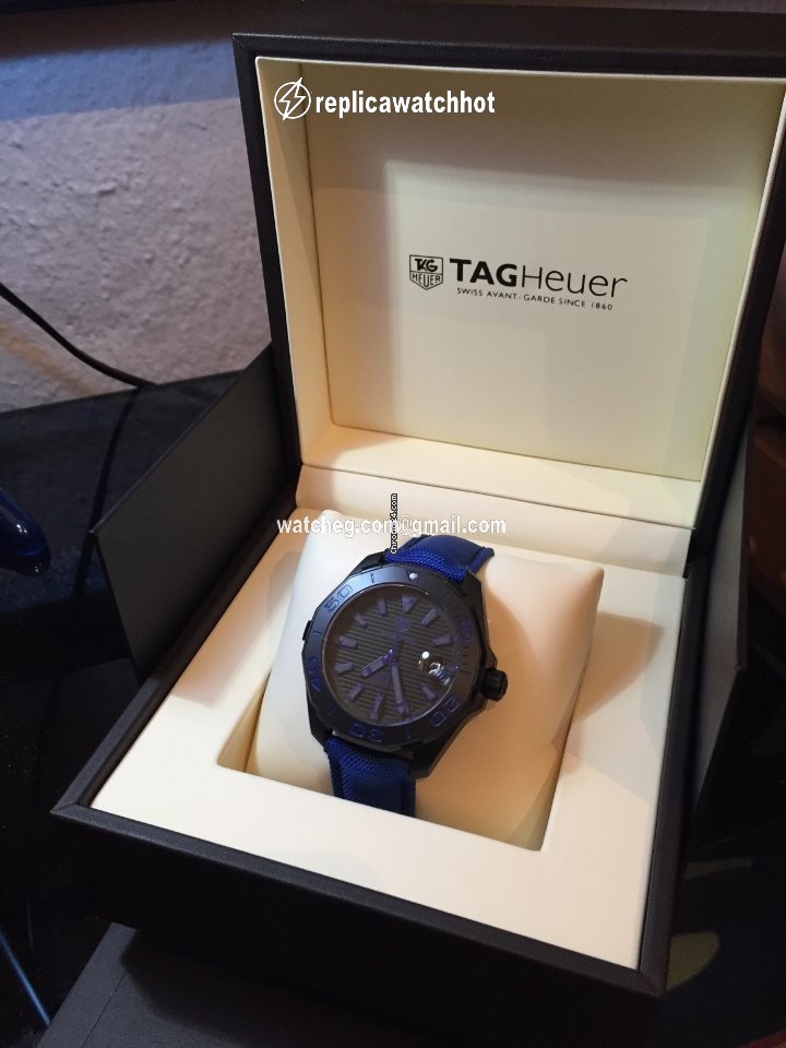TAG Heuer Aquaracer 300M Mens watch Unisex Automatic Titanium WAY208BRHH8876 2
