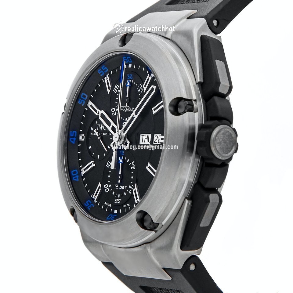 IWC Ingenieur Double Chronograph Titanium Mens watch Unisex Automatic Titanium IW3765-01 2