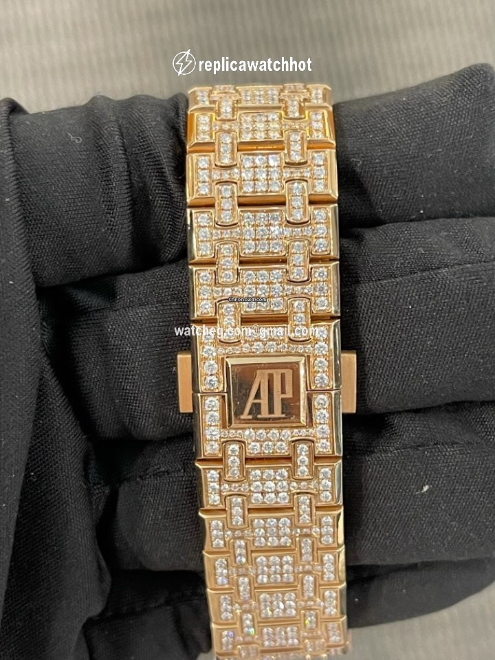 Audemars Piguet Royal Oak Mens watch Unisex Automatic Rose gold 15413OR.YY.1220OR.01 2