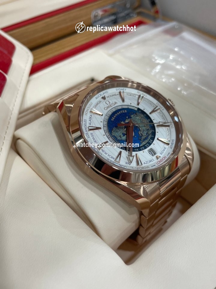 Omega Seamaster Aqua Terra Mens watch Unisex Automatic Rose gold 220.50.43.22.02.001 2