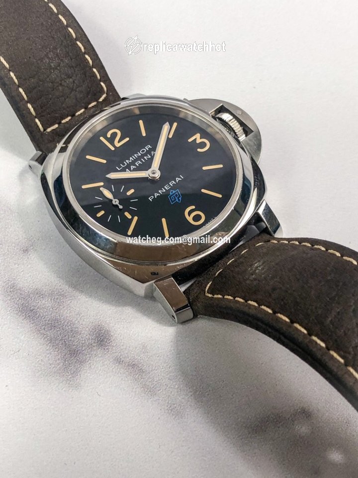 Panerai Luminor Marina Mens watch Unisex Manual winding Steel PAM 00631 2