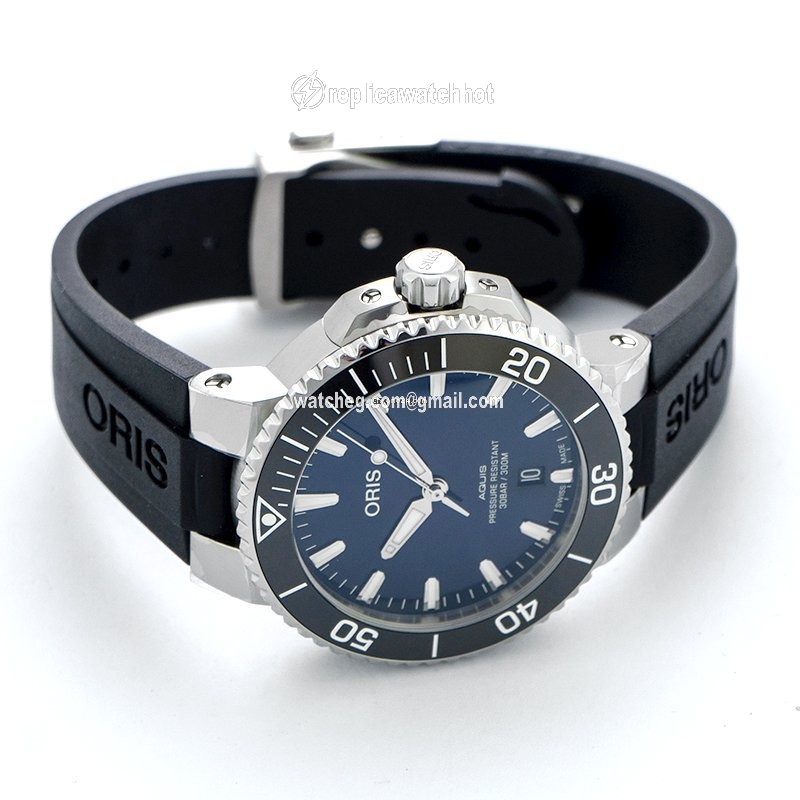 Oris Aquis Mens watch Unisex Automatic Steel 01 733 7766 4135-07 4 22 64FC 2