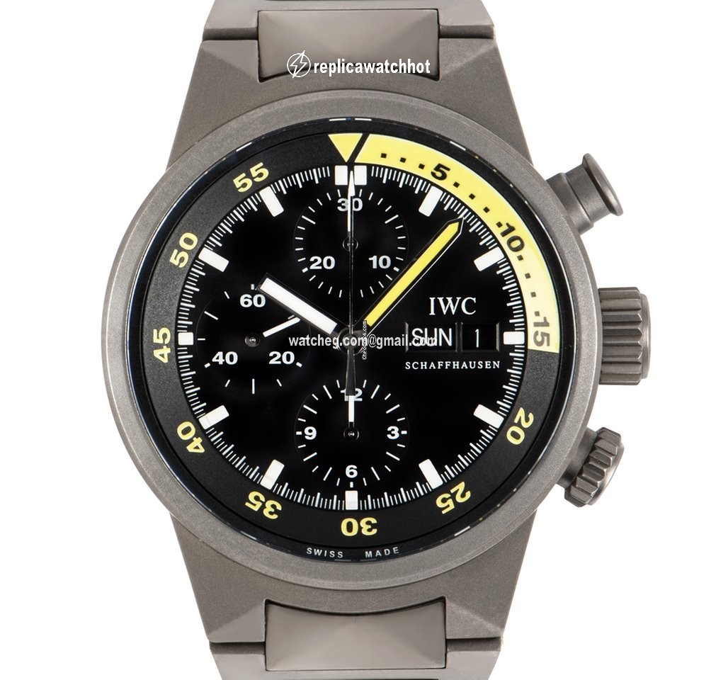 IWC Aquatimer Chronograph Mens watch Unisex Automatic Titanium IW371903 2