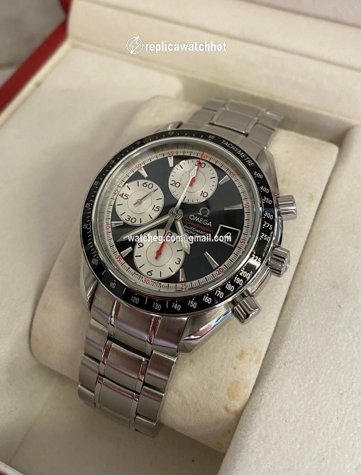 Omega Speedmaster Date Mens watch Unisex Automatic Steel 3210.51.00 2