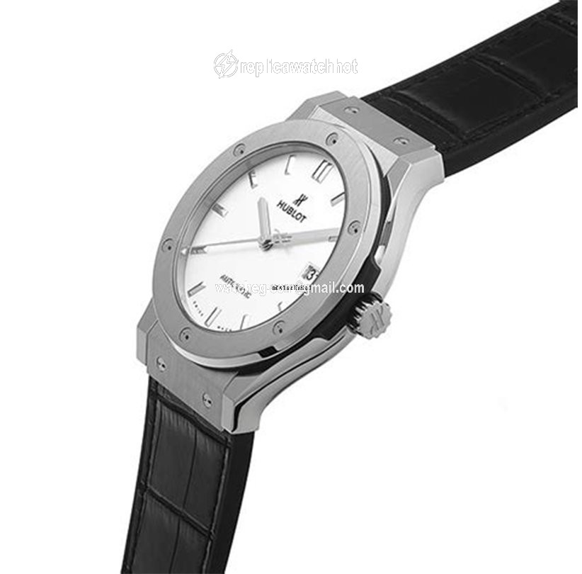 Hublot Classic Fusion 45, 42, 38, 33 mm Mens watch Unisex Automatic Titanium 511.NX.2611.LR 2