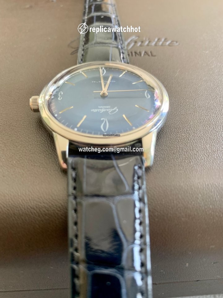 Glashtte Original Sixties Mens watch Unisex Automatic Steel 1-39-52-06-02-04 2