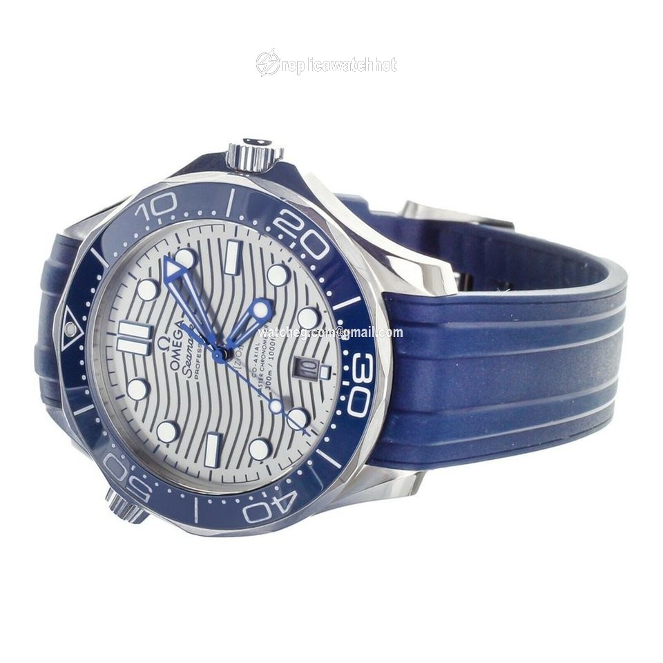 Omega Seamaster Mens watch Unisex Automatic Steel 310.32.42.20.06.001 2