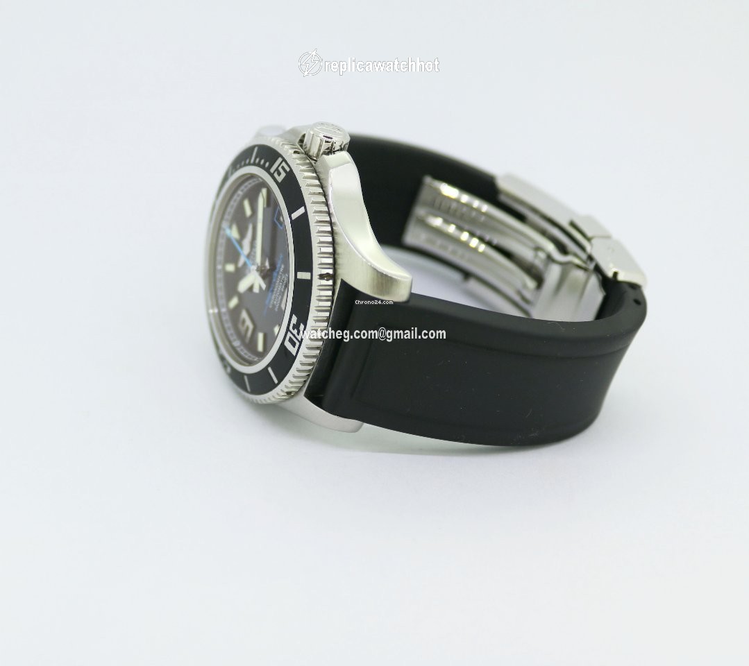 Breitling Superocean 44 Mens watch Unisex Automatic Steel A17391 2