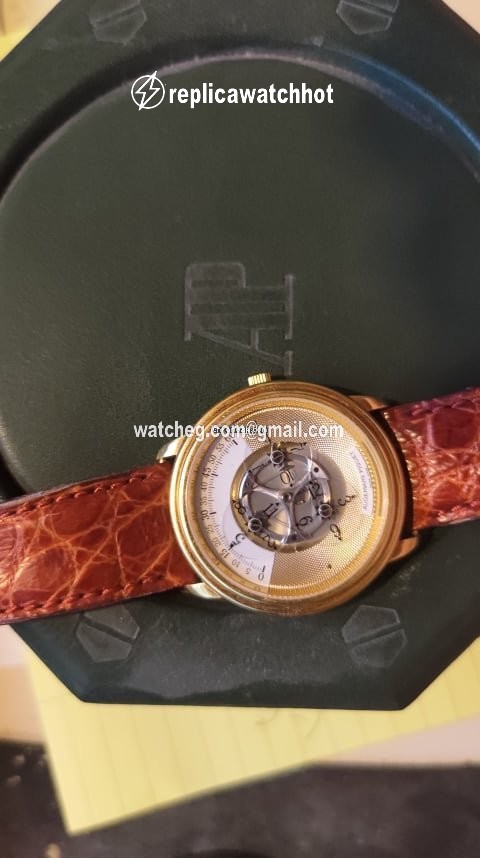 Audemars Piguet Mens watch Unisex Automatic Yellow gold 25720 2