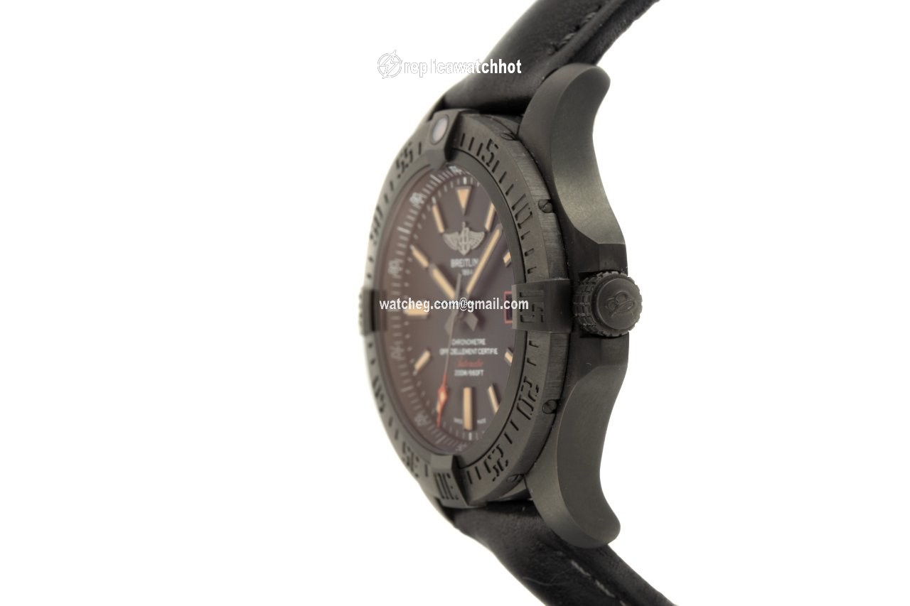 Breitling Avenger Blackbird 44 Mens watch Unisex Automatic Titanium V17311 2