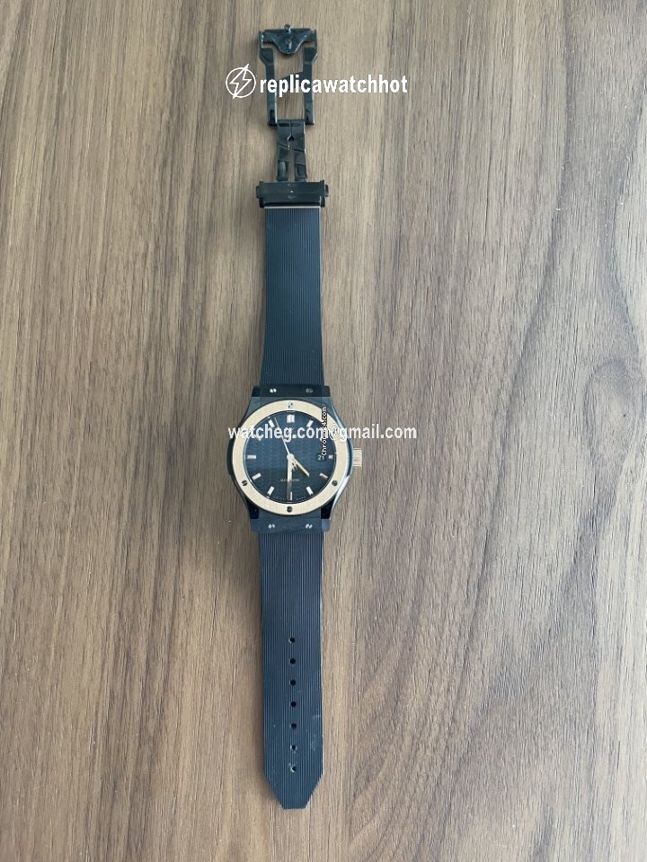 Hublot Classic Fusion 45, 42, 38, 33 mm Mens watch Unisex Automatic Rose gold 1346562 2