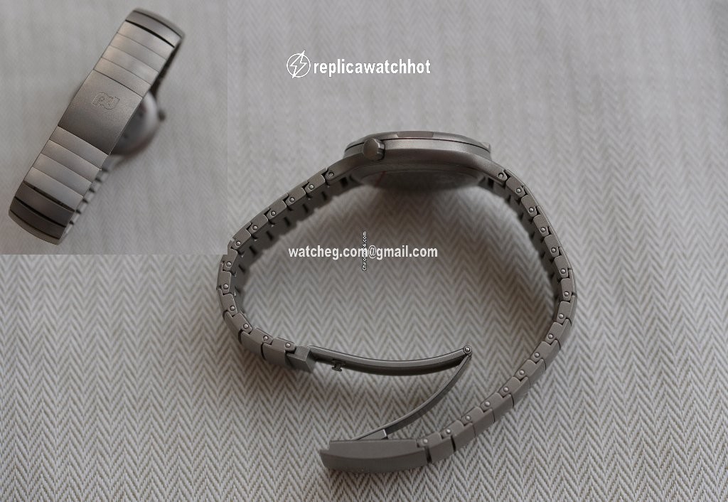 IWC Mens watch Unisex Automatic Titanium IW3523 2