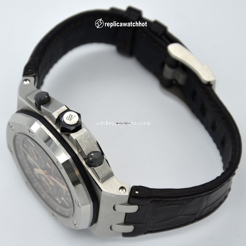 Audemars Piguet Royal Oak Offshore Chronograph Mens watch Unisex Automatic Steel 26470ST.OO.A820CR.01 2