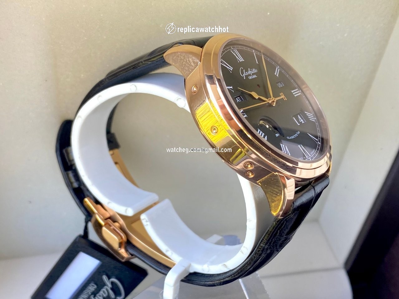 Glashtte Original Senator Perpetual Calendar Mens watch Unisex Automatic Rose gold 100-02-25-05-05 2