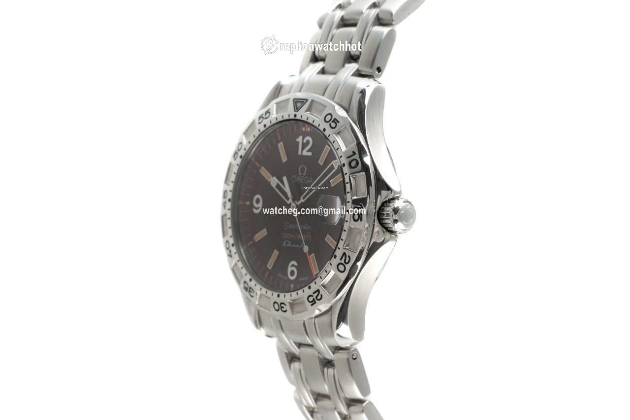 Omega Seamaster Diver 300 M Mens watch Unisex Quartz Steel 2514.50.00 2