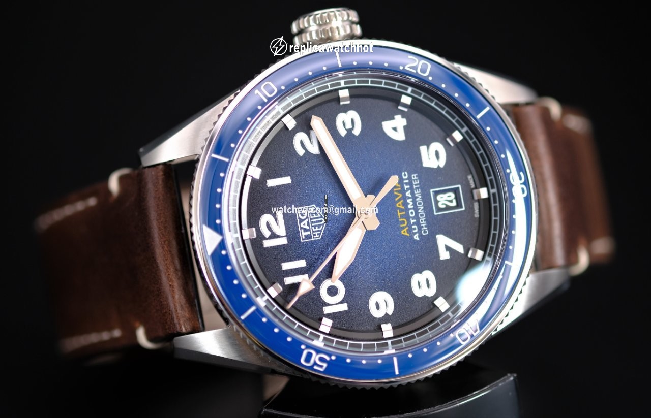 TAG Heuer Autavia Mens watch Unisex Automatic Steel WBE5116.FC8266 2