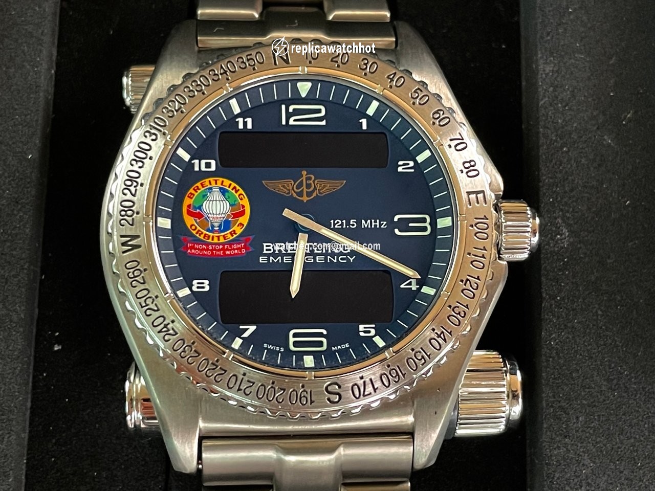 Breitling Emergency Mens watch Unisex Quartz Titanium E56321 2
