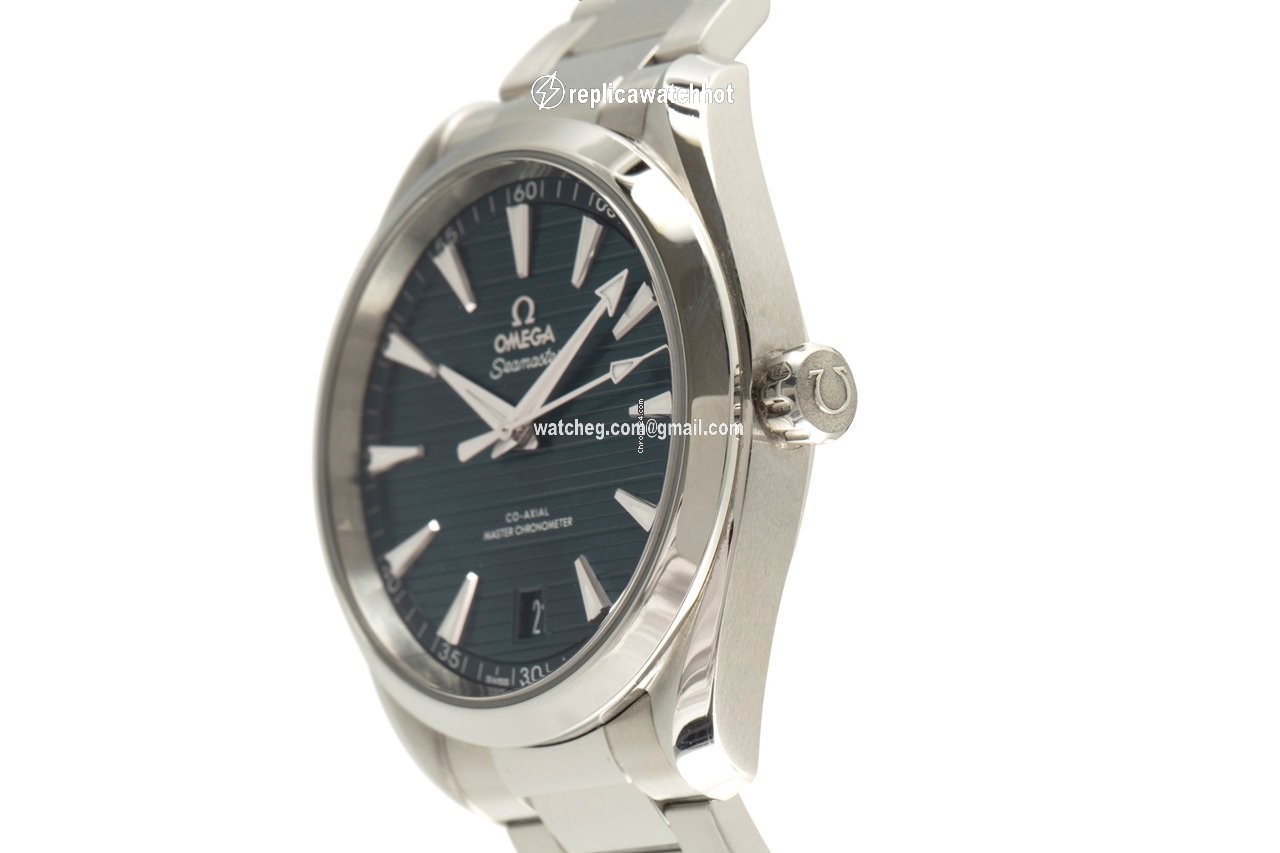 Omega Seamaster Aqua Terra Mens watch Unisex Automatic Steel 220.10.41.21.03.004 2