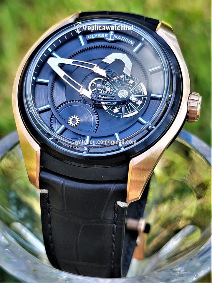 Ulysse Nardin Freak Mens watch Unisex Automatic Rose gold 2305-270 02 2
