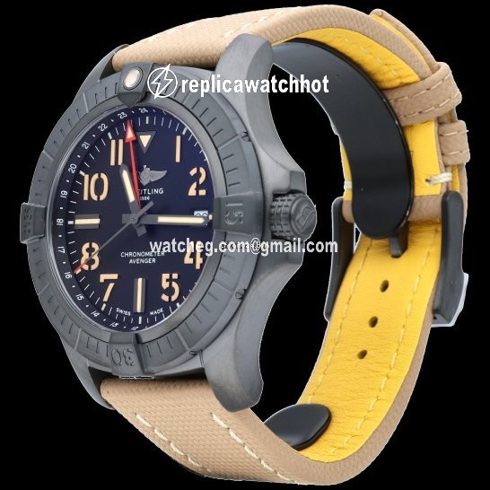 Breitling Avenger Mens watch Unisex Automatic Titanium V32395101B1X1 2