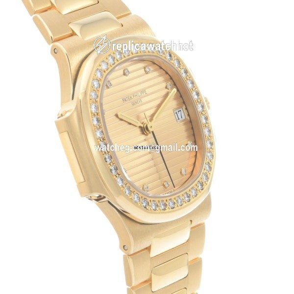 Patek Philippe Nautilus Automatic Yellow gold 3800 003 2