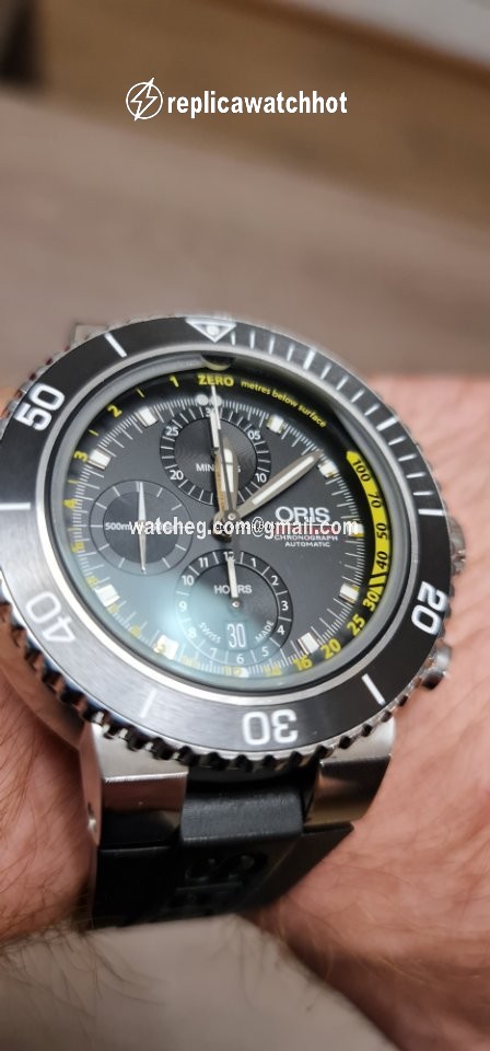Oris Aquis Depth Gauge Mens watch Unisex Automatic Steel 01 774 7708 4154 2