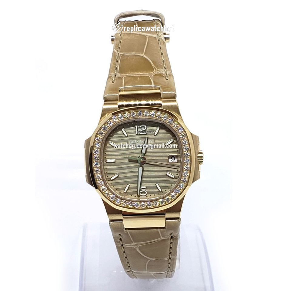 Patek Philippe Nautilus Womens watch Quartz Rose gold 7010R-012 2