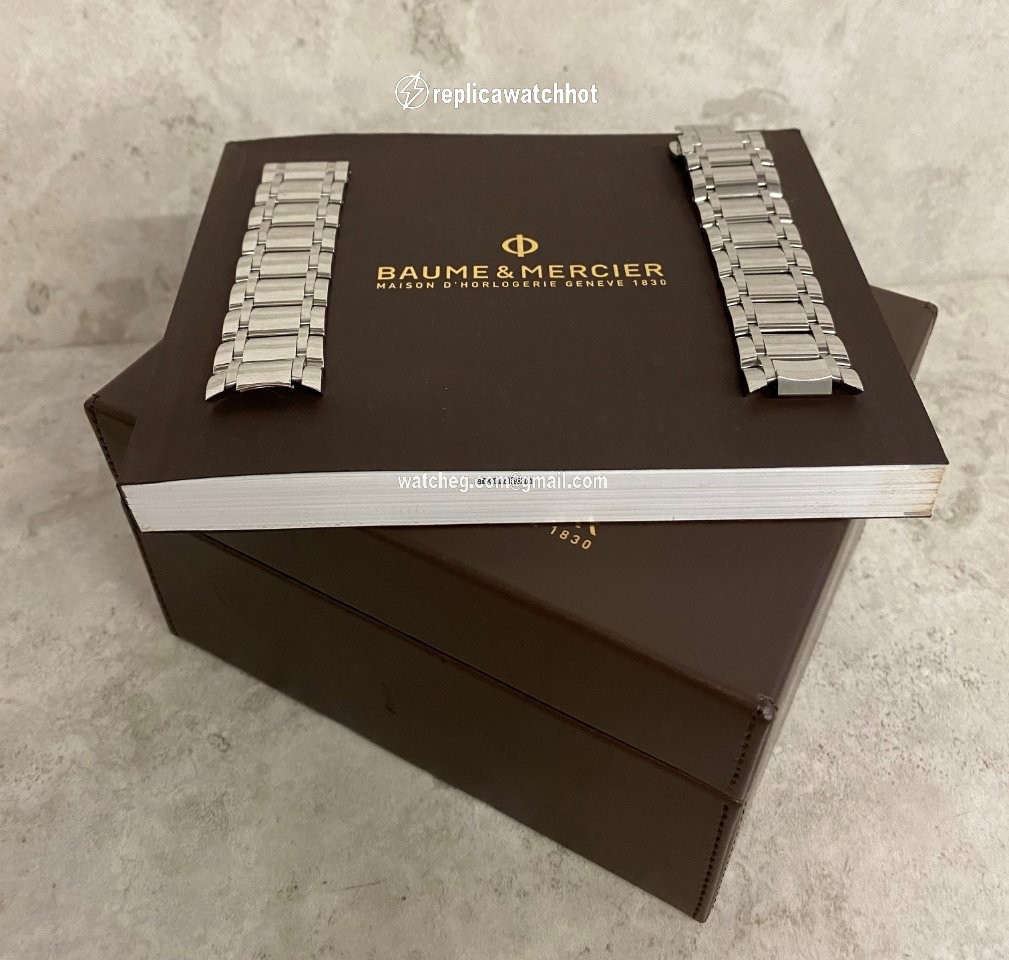 Baume & Mercier Classima Mens watch Unisex Automatic Silver MOA10275 2