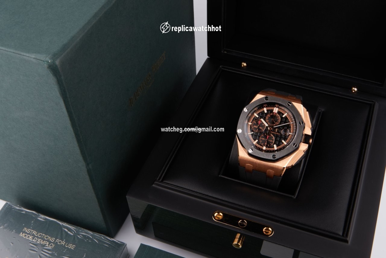 Audemars Piguet Royal Oak Offshore Chronograph Mens watch Unisex Automatic Rose gold 26401RE.OO.A002CA.02 2