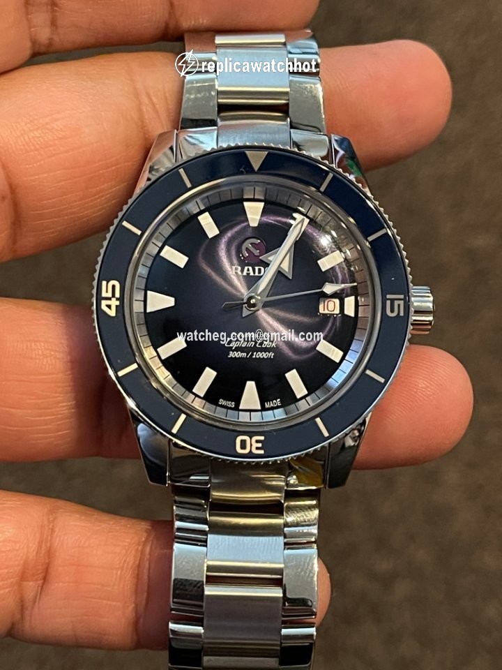 Rado HyperChrome Captain Cook Mens watch Unisex Automatic Steel R32105203 2