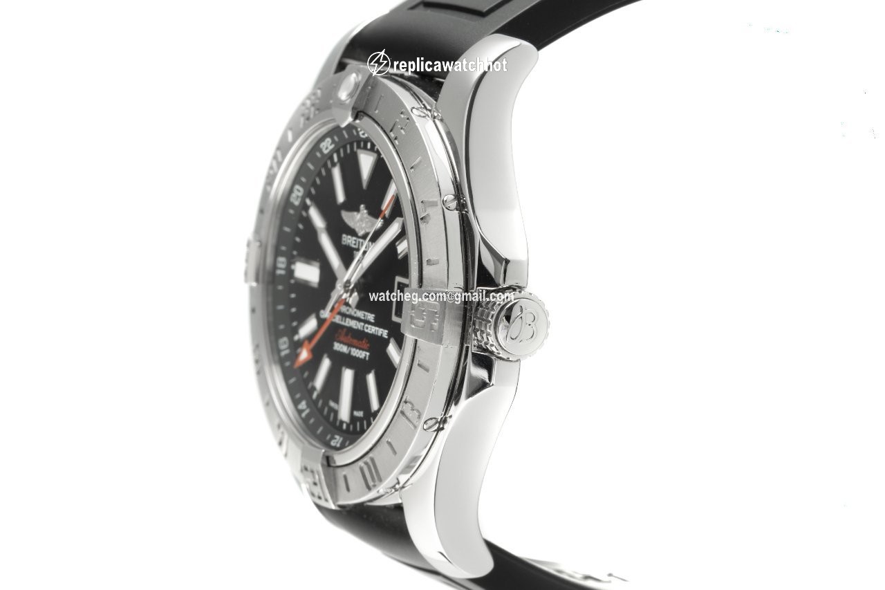 Breitling Avenger II GMT Mens watch Unisex Automatic Steel A32390 2