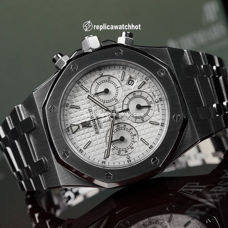 Audemars Piguet Royal Oak Chronograph Mens watch Unisex Automatic Steel 26300ST.OO.1110ST.05 2