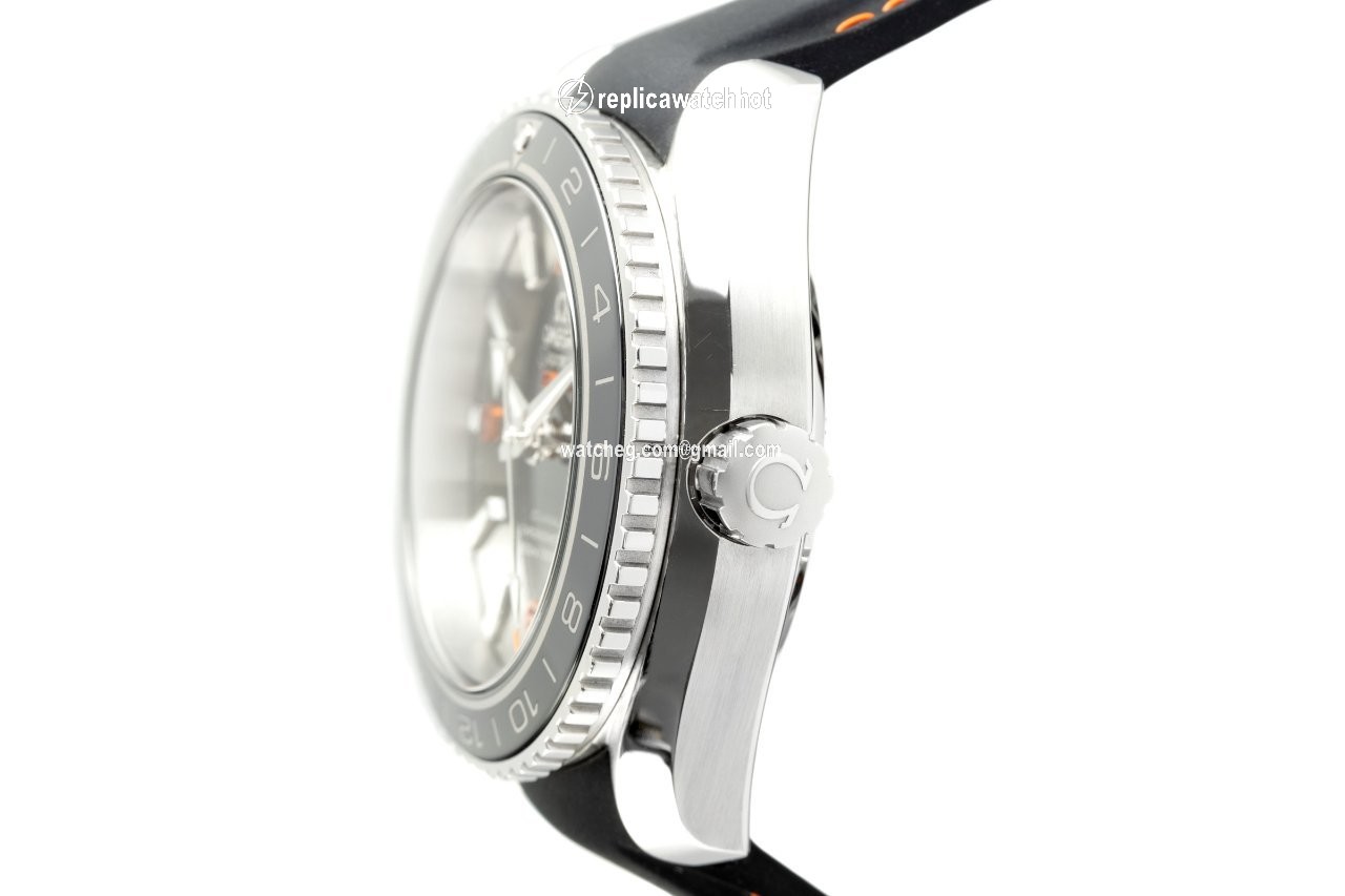 Omega Seamaster Planet Ocean Mens watch Unisex Automatic Steel 232.32.44.22.01.002 2