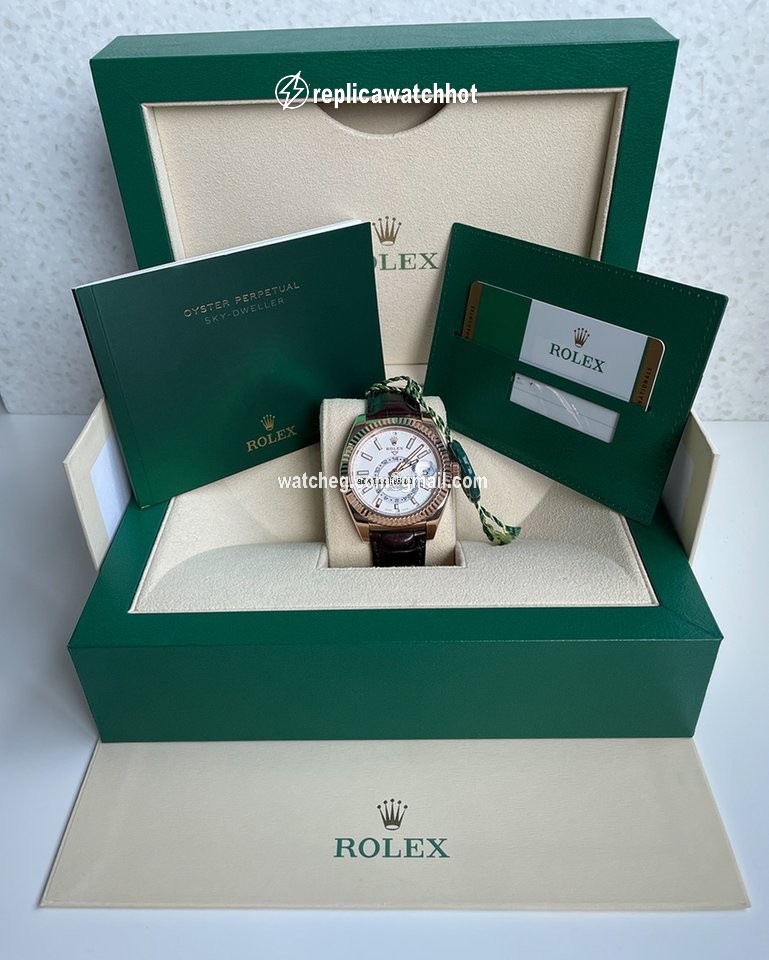 Rolex Sky-Dweller Mens watch Unisex Rose gold Automatic 326135-0005 2