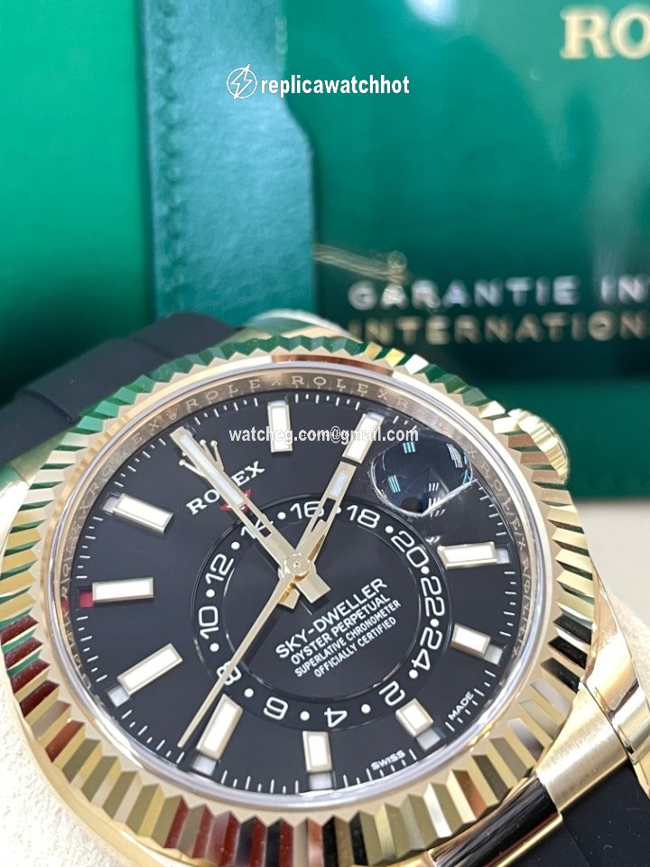 Rolex Sky-Dweller Mens watch Unisex Yellow gold Automatic 326238-0009 2