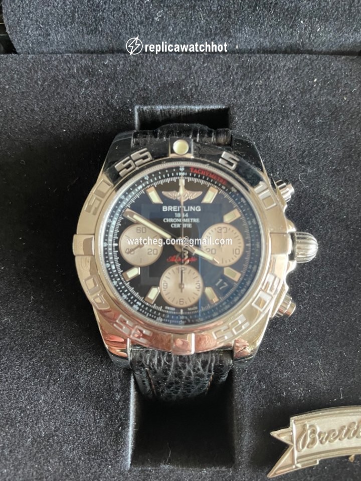 Breitling Chronomat 41 Mens watch Unisex Automatic Steel AB014012 C830 2