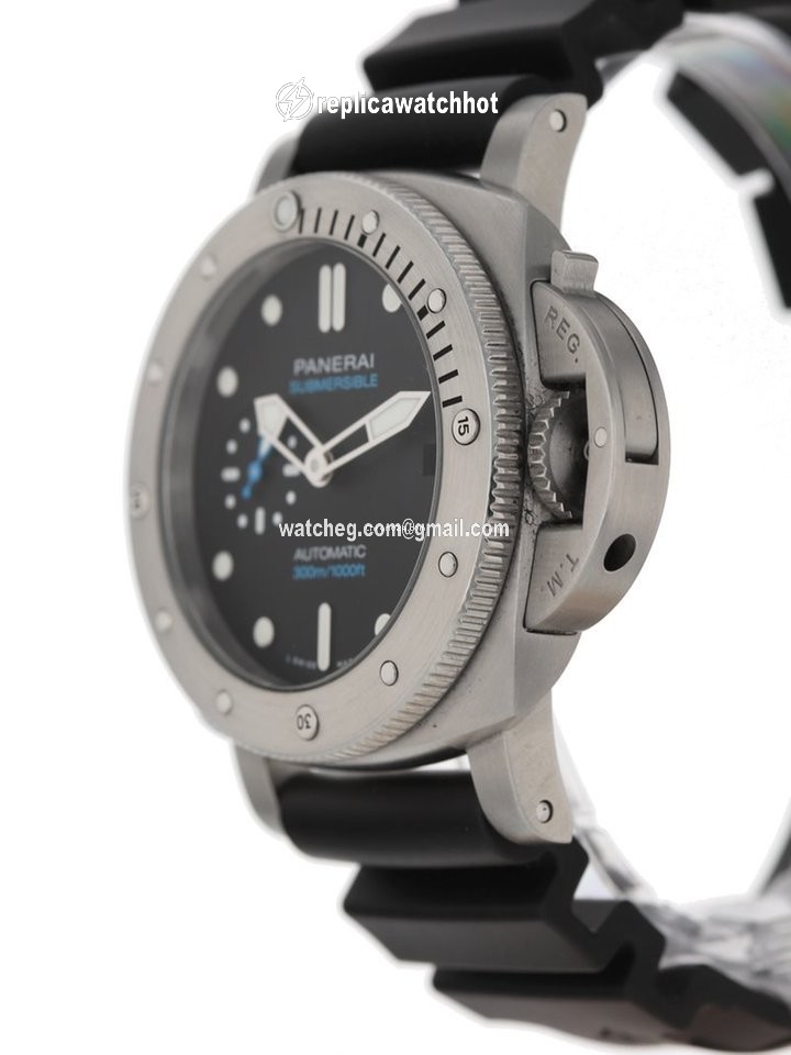 Panerai Luminor Submersible Steel PAM 973 2