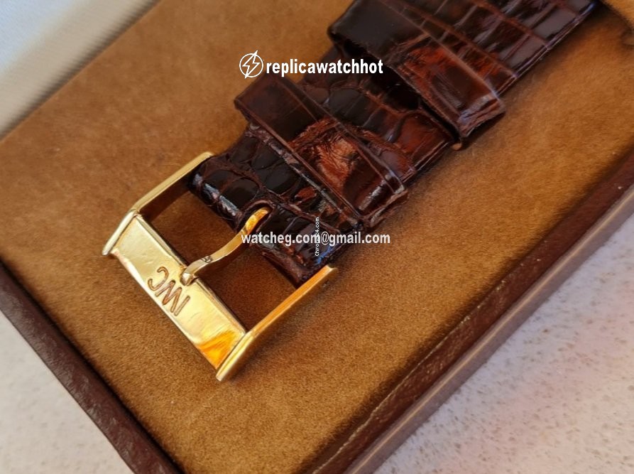 IWC Mens watch Unisex Manual winding Yellow gold Gold 2