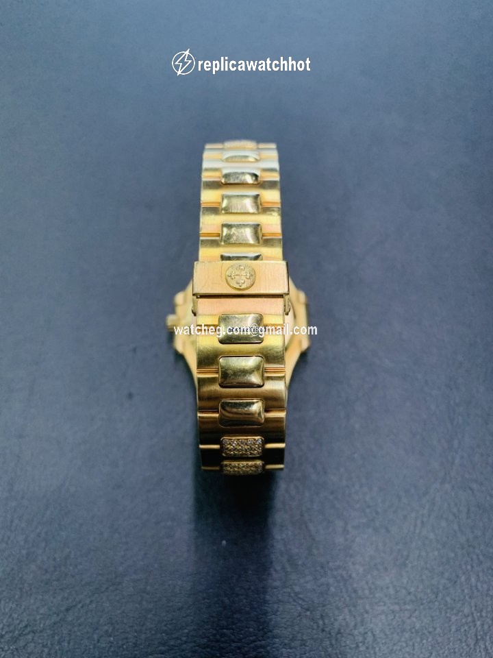 Patek Philippe Nautilus Mens watch Unisex Quartz 3900 005 2