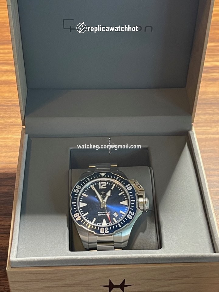 Hamilton Khaki Navy Frogman Mens watch Unisex Automatic Steel H77705145 2
