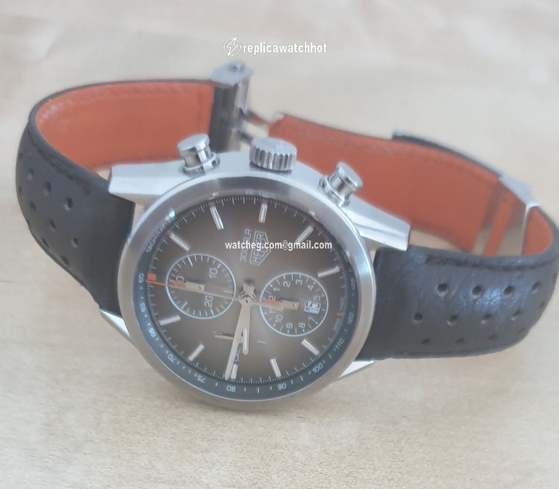 TAG Heuer Carrera Calibre 1887 Mens watch Unisex Automatic Steel CAR2112 2