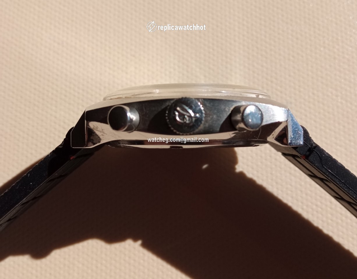 Breitling Top Time Mens watch Unisex Manual winding Steel 2211 2