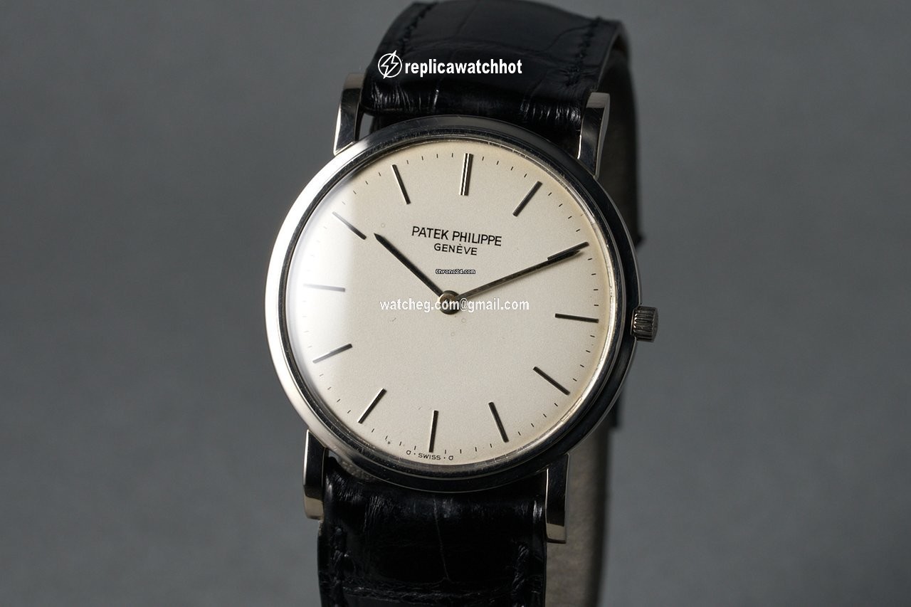 Patek Philippe Calatrava Mens watch Unisex Manual winding White gold 3520G 2