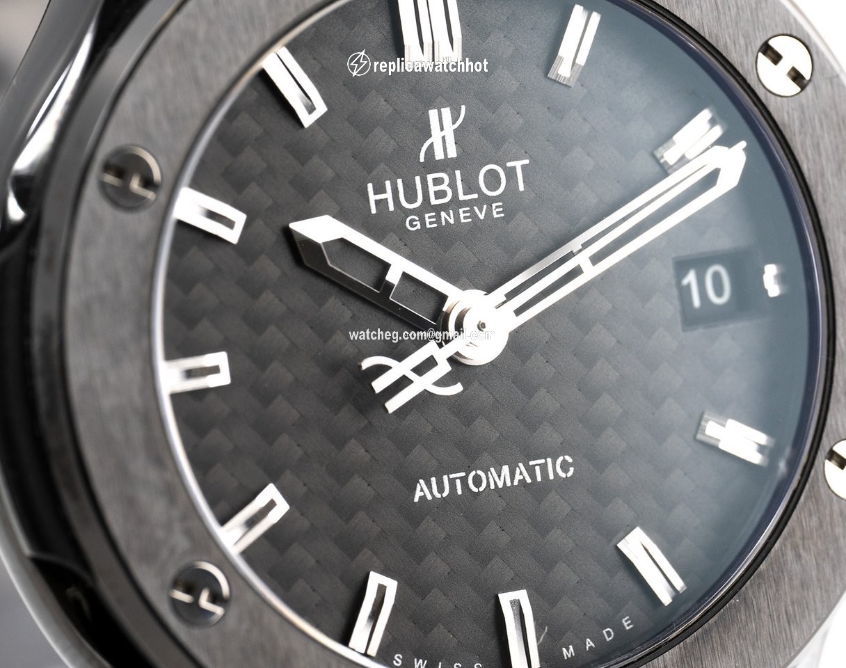 Hublot Classic Fusion 45, 42, 38, 33 mm Womens watch Automatic Ceramic 565.CM.1770.RX 2