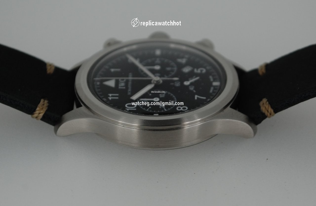 IWC Pilot Chronograph Mens watch Unisex Quartz Steel IW3740 2