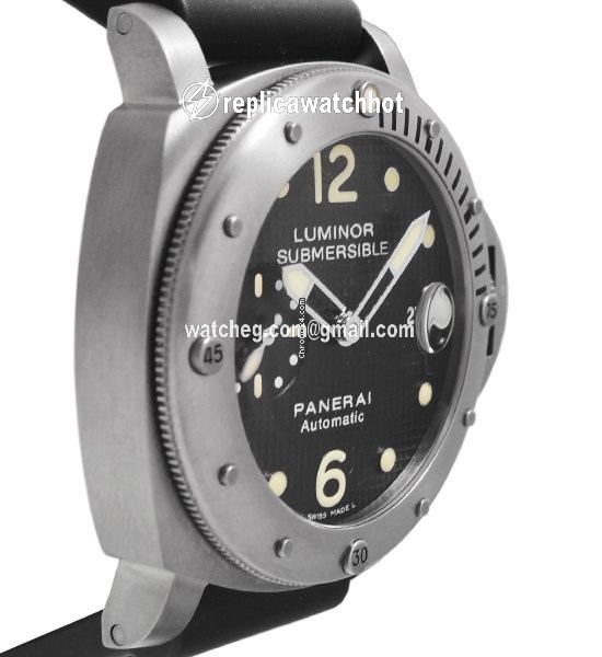 Panerai Luminor Submersible Mens watch Unisex Automatic Titanium PAM00025 2