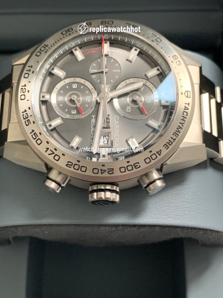TAG Heuer Carrera Calibre HEUER 01 Mens watch Unisex Automatic Titanium CAR208Z.BF0719 2