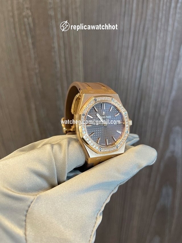 Audemars Piguet Royal Oak Lady Mens watch Unisex Automatic Red gold 67651OR.ZZ.D080CA.01 2