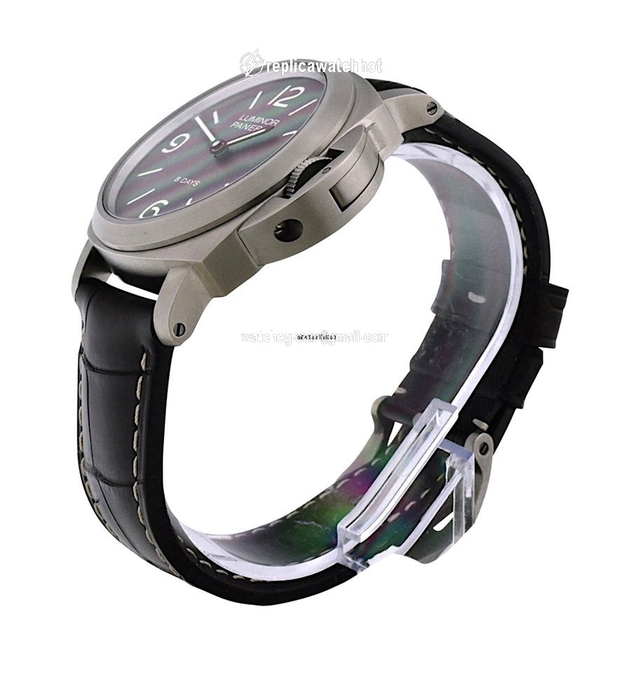 Panerai Luminor Base 8 Days Mens watch Unisex Manual winding Titanium PAM 00562 2